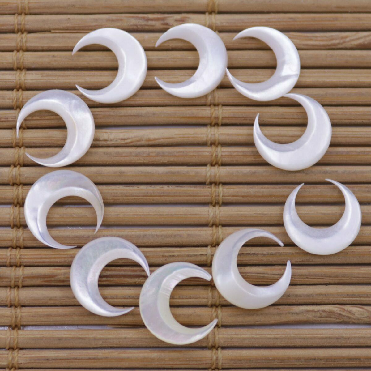Jewelry Making Drill - 10 Stück 3D-Nagelkunst-Muscheln in Mondform, natürliche
