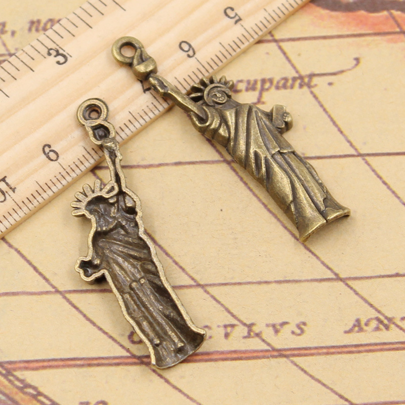 10 stücke Charms Statue Von Li – Jewelry Making New York Bewertung und Preis